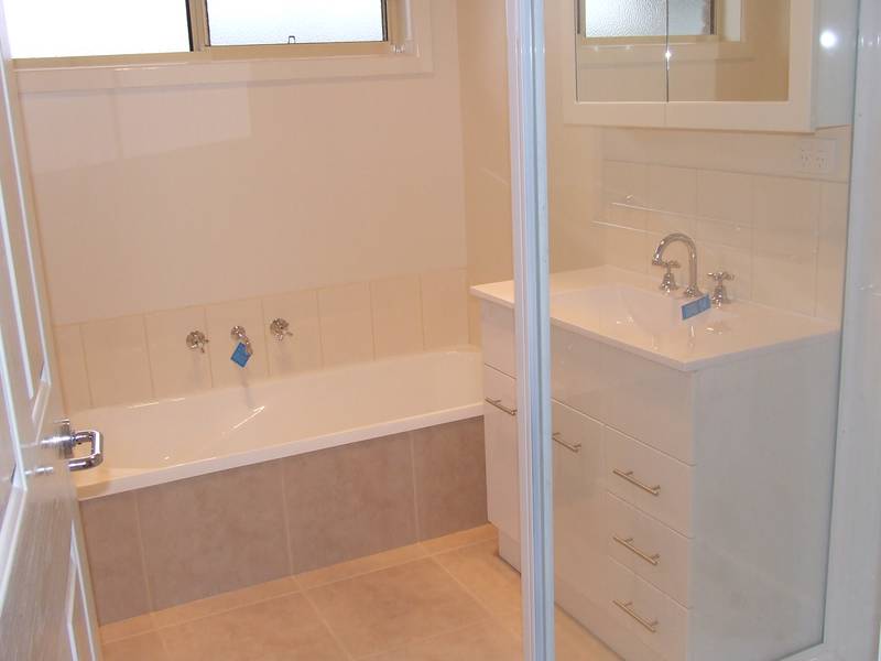 Brandnew 3 bedroom House in Fantastic Location! Picture 2