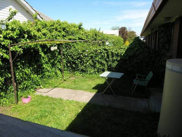 TWO, TWO BEDROOM UNITS, LARGE BLOCK WITH ROOM TO BUILD MORE Picture 3