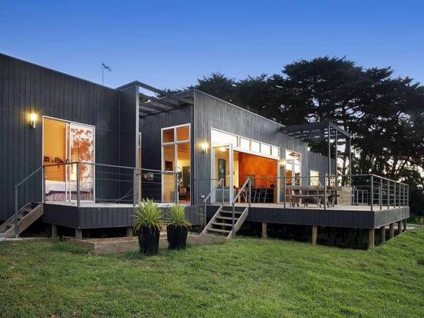 ITS LIKE NOTHING YOU HAVE EVER SEEN Picture 1