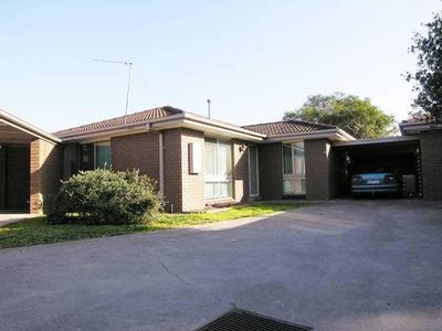 TWO BEDROOM VILLA CLOSE TO CBD Picture