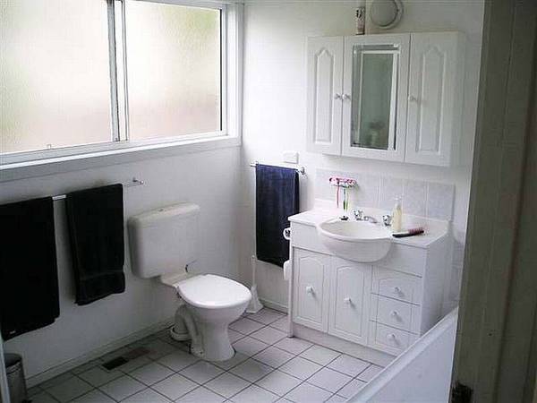 WELL LOCATED CALIFORNIAN BUNGALOW IN MAFFRA Picture 3