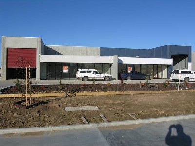 COMMERCIAL WORKSHOP & SHOWROOM/OFFICE Picture