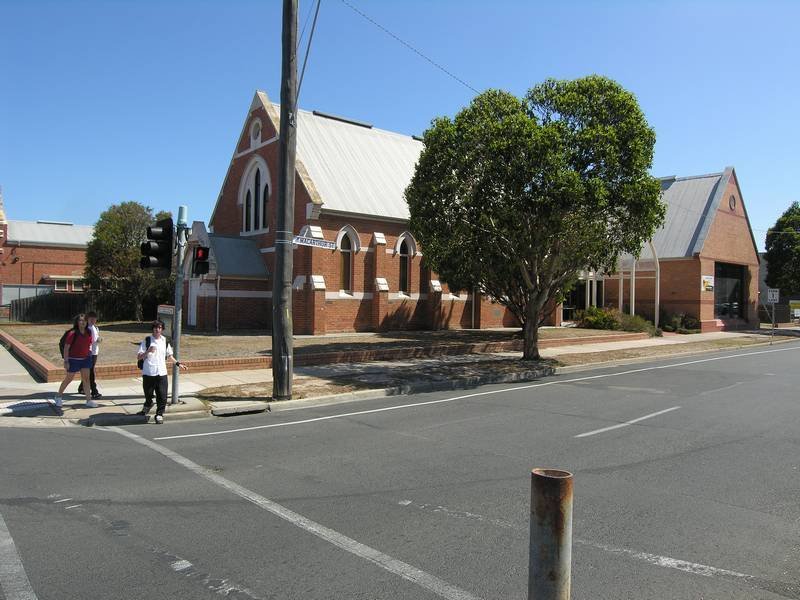 5 MAGNIFICENT COMMERCIAL PROPERTIES IN THE HEART OF THE SALE Picture 1