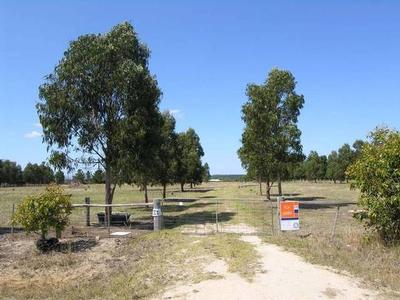 THIS PRIVATE 1.42ha ( 3.5 Acres ) BUILDING BLOCK AT LONGFORD Picture