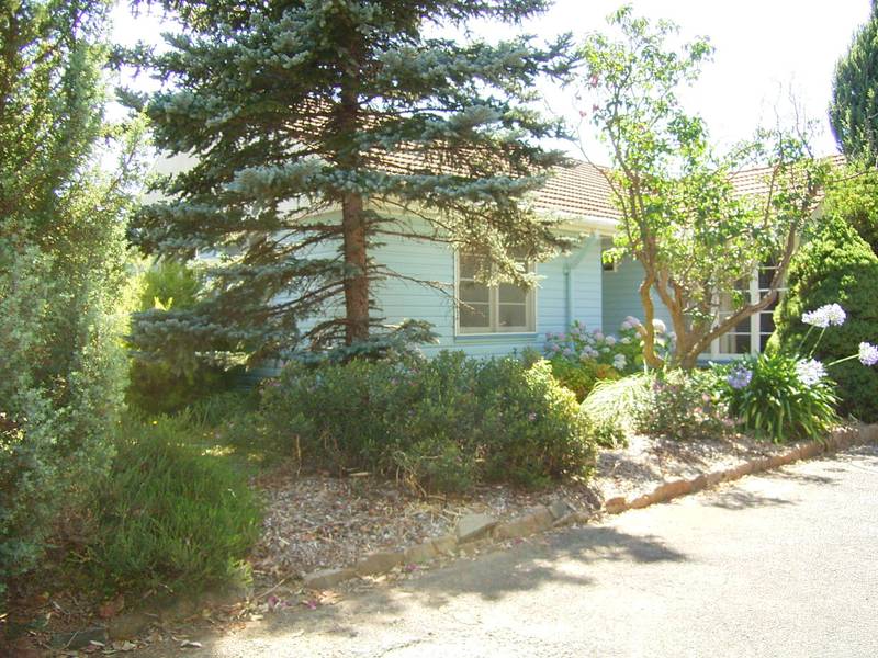 COUNTRY CHARM Picture 2