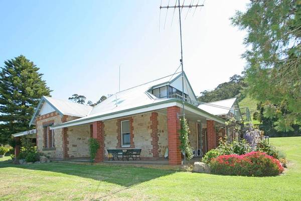CHARACTER STONE HOMESTEAD CIRCA 1920s Picture 1