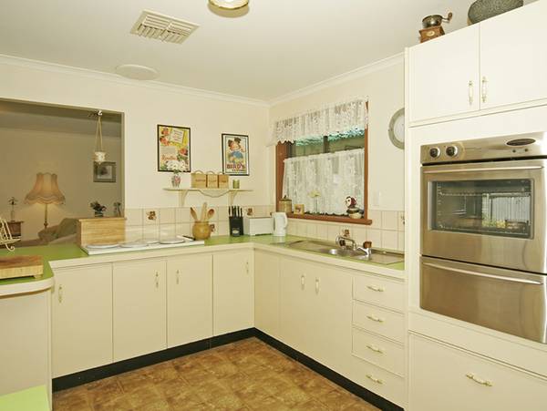 A MASSIVE 1700M2 ALLOTMENT Picture