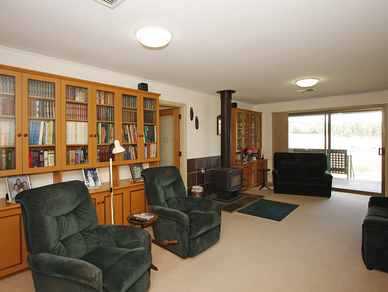 OUR HOBBY FARM Picture 3