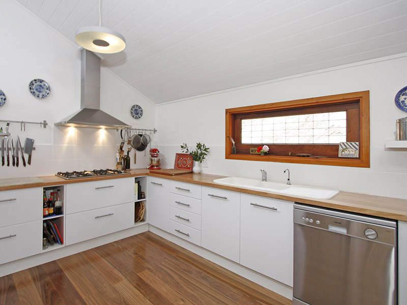 SPRING HILL CIRCA 1853 COTTAGE Picture 3