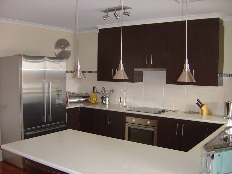 Quality Plus...Hassle Free- Just move in! Picture 3