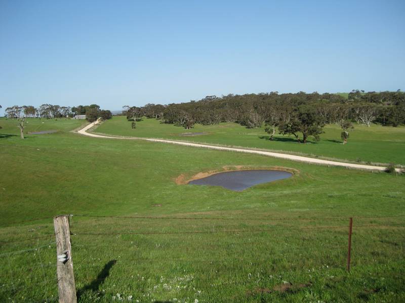 Enjoy the Quiet Life with Unrivalled Views! Picture 3