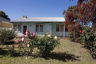 "Under Instructions From Australian Executor Trustees LTD" Picture "Under Instructions From Australian Executor Trustees LTD" Picture