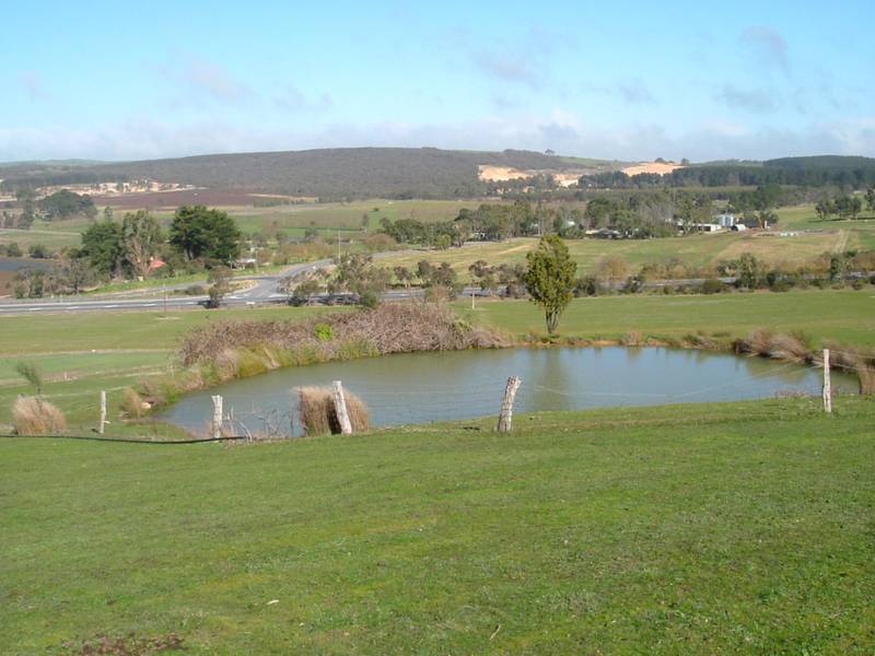 NOW THE CHEAPEST BLOCK IN THE DISTRICT Picture 2