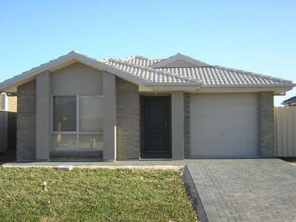 Beautiful new home Picture 1