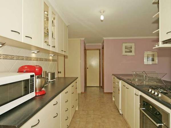 BARGIN!!! Reduced to Sell Picture 2