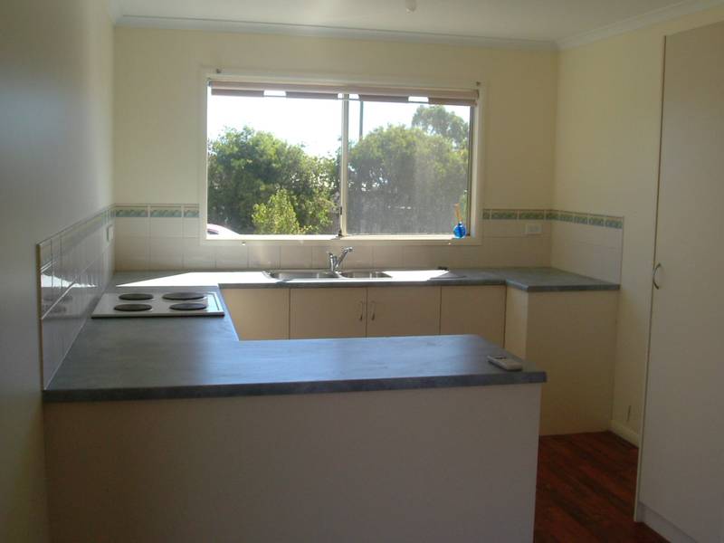 CLEAN, NEAT AND TIDY Picture 3