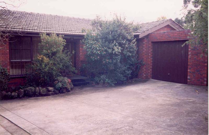 Spacious 3 Bedroom Unit Picture 1