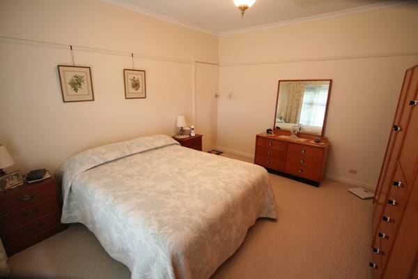 PHOTO ID REQUIRED FOR ALL INSPECTIONS - Box Hill North Picture