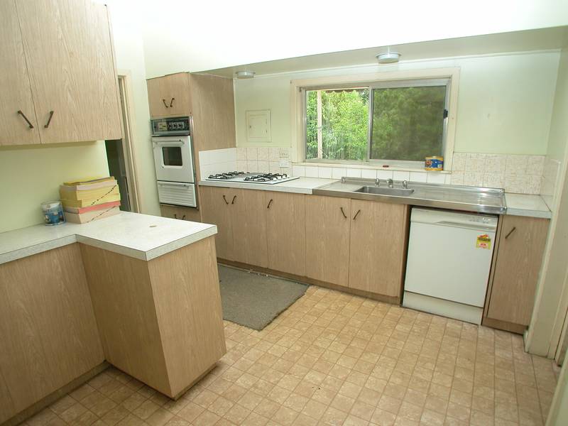 PHOTO ID REQUIRED FOR ALL INSPECTIONS - Kew Picture PHOTO ID REQUIRED FOR ALL INSPECTIONS - Kew Picture