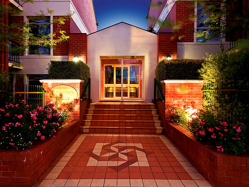 "A STYLISH OPTION" Picture 1