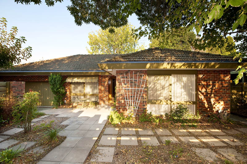 Spacious - Single Level! Picture 1