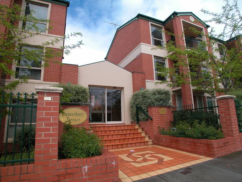 OFFICE SPACE AVAILABLE Picture 1