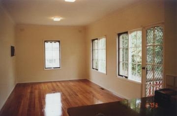 PHOTO ID REQUIRED FOR ALL INSPECTIONS - Attractive, 3 Bedroom Family Home in Balwyn High Zone Picture 2