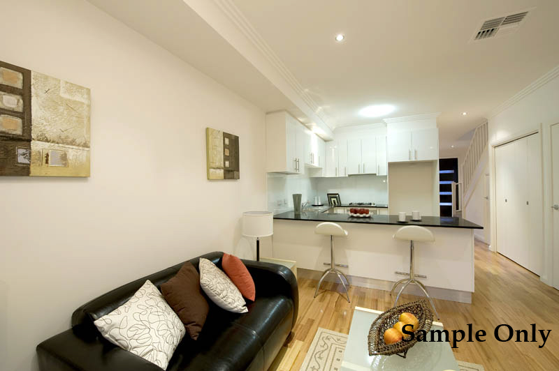 POOL, SAUNA, GYM - CONVENIENTLY LOCATED NEAR TRAM & TRAIN Picture 3