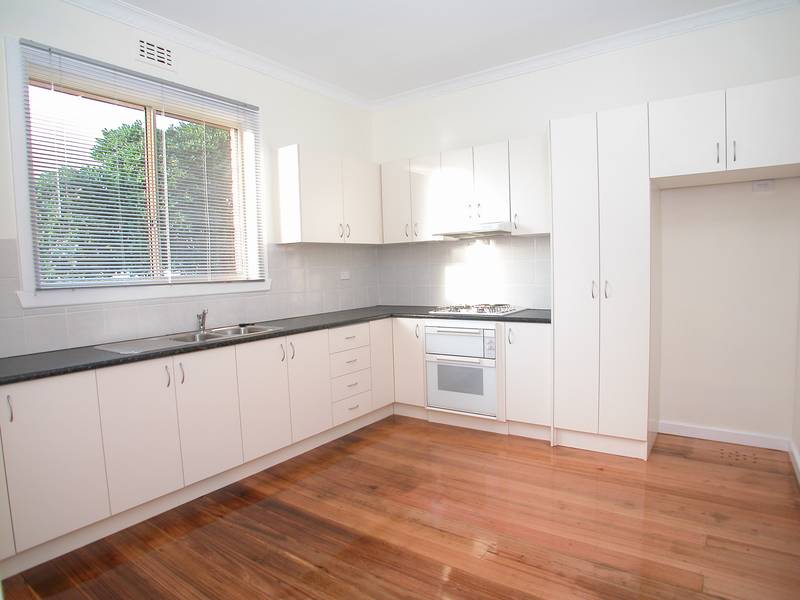 PHOTO ID REQUIRED FOR ALL INSPECTIONS - Charming Renovated Home Picture 1