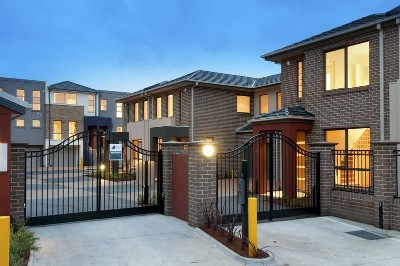 BRAND NEW TOWNHOUSE Picture