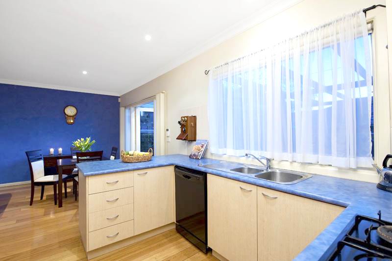 SPOIL YOURSELF Picture 3