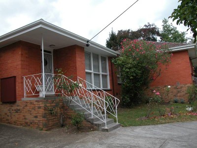 Family Home - Balwyn High School Zone Picture Family Home - Balwyn High School Zone Picture