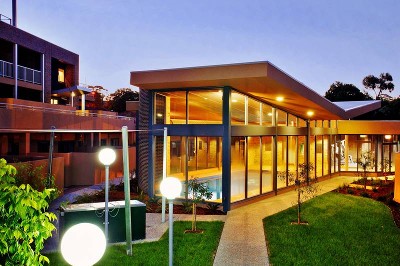 Two Bedroom Plus Study - Close to All Amenities. Picture Two Bedroom Plus Study - Close to All Amenities. Picture