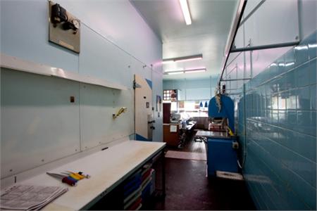 QUAINT LOCAL SHOPPING STRIP Picture 3