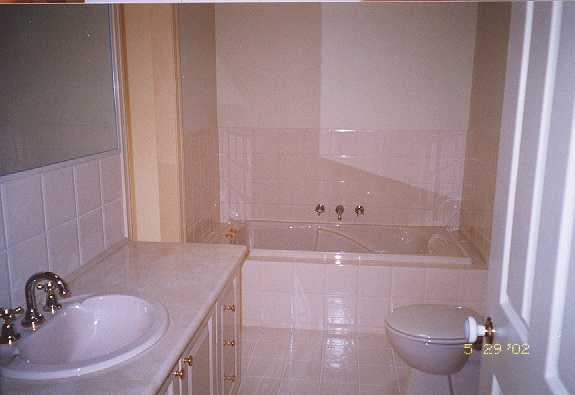 Leafy Mont Albert Picture 3