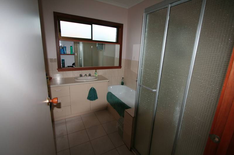 Location Location Location - Spacious 2 Bedroom Home Picture 2