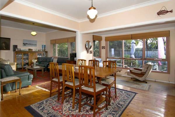 Almost Quarter Acre Block, 54 Acre Front Yard Picture 3