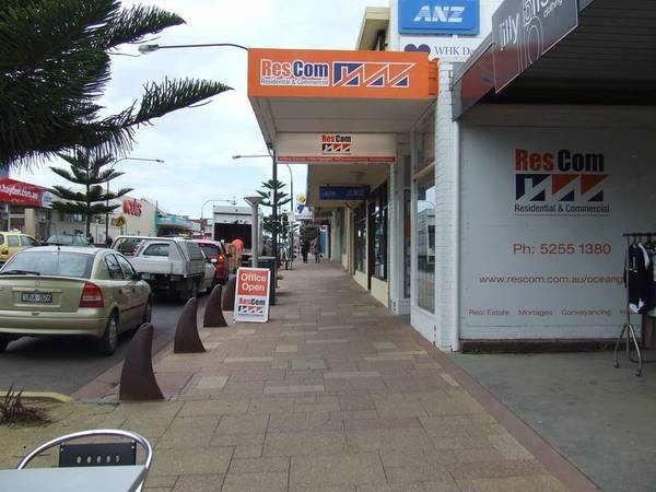 KEYSTONE POSITION ON THE TERRACE Picture 1