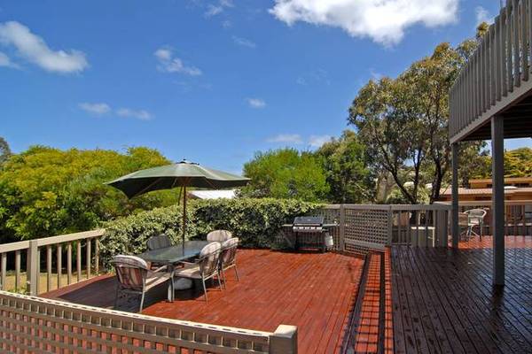 ROMANTIC DOUBLE STOREY CAPE COD Picture 3