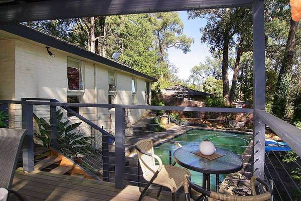 So Neat, So Central! Picture 3