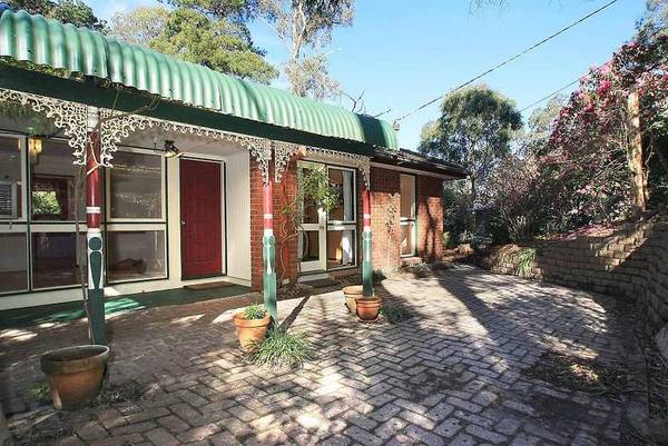 AFFORDABLE IN A QUIET LOCATION Picture 1