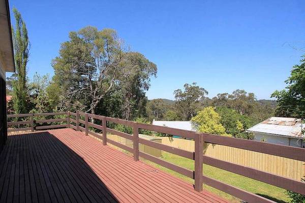 ONCE IN A LIFETIME OPPORTUNITY IN A GREAT LOCATION Picture 3