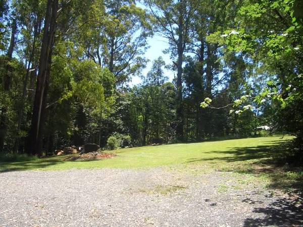 A PRESTIGIOUS ACRE VACANCY Picture 3