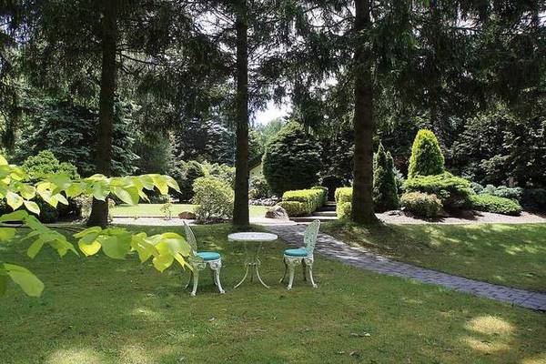 WHEN FAMILY MATTERS Picture