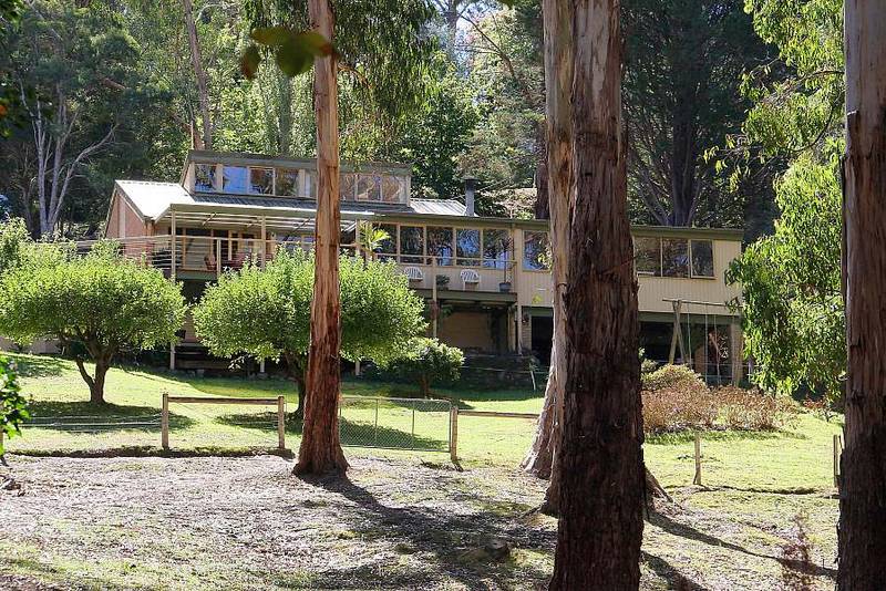 EASY LIVING ON 1.6 ACRES Picture 1