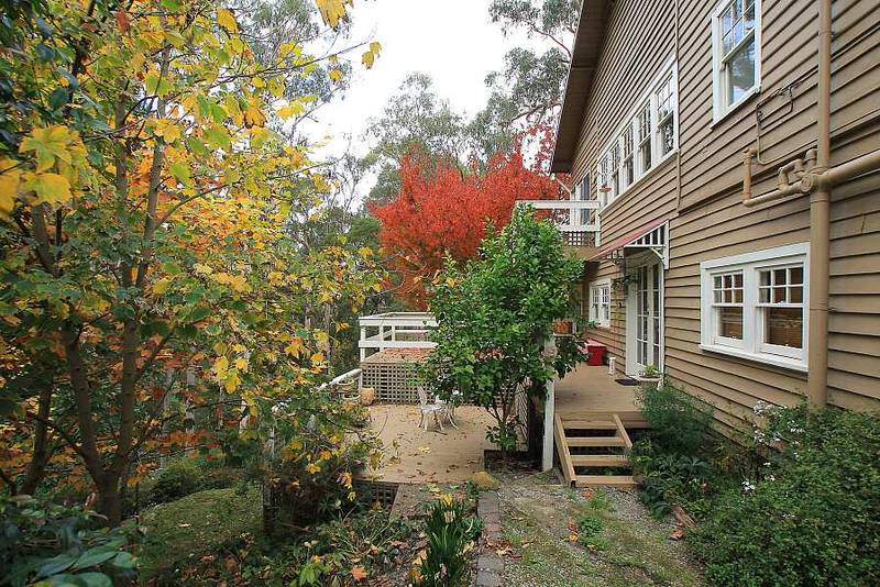 FAMILY SPACE; PERIOD ELEGANCE Picture 3