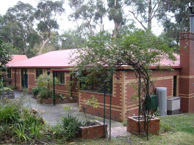 PEACEFUL & PRIVATE Picture 3