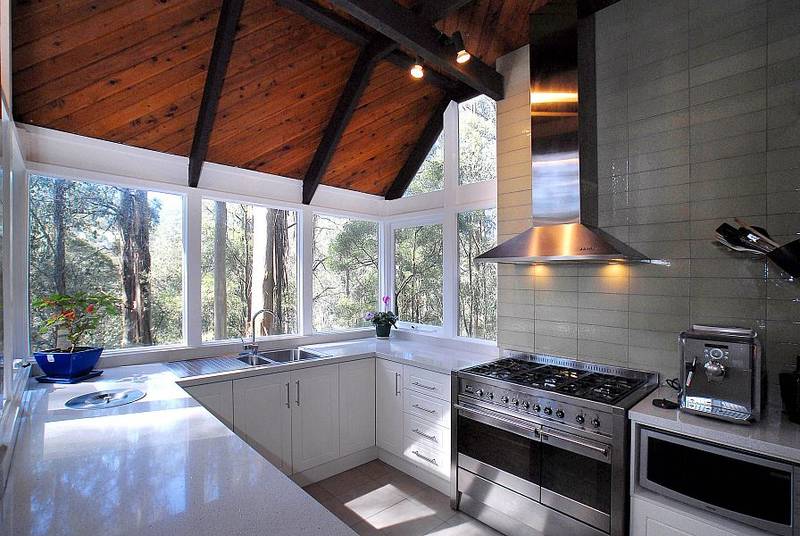 BRILLIANTLY REVAMPED Picture 3