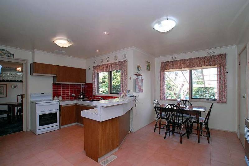 'PICTURE' YOURSELF HERE Picture 2