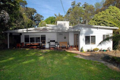 TIME TO UPSIZE YOUR FAMILY HOME? Picture TIME TO UPSIZE YOUR FAMILY HOME? Picture